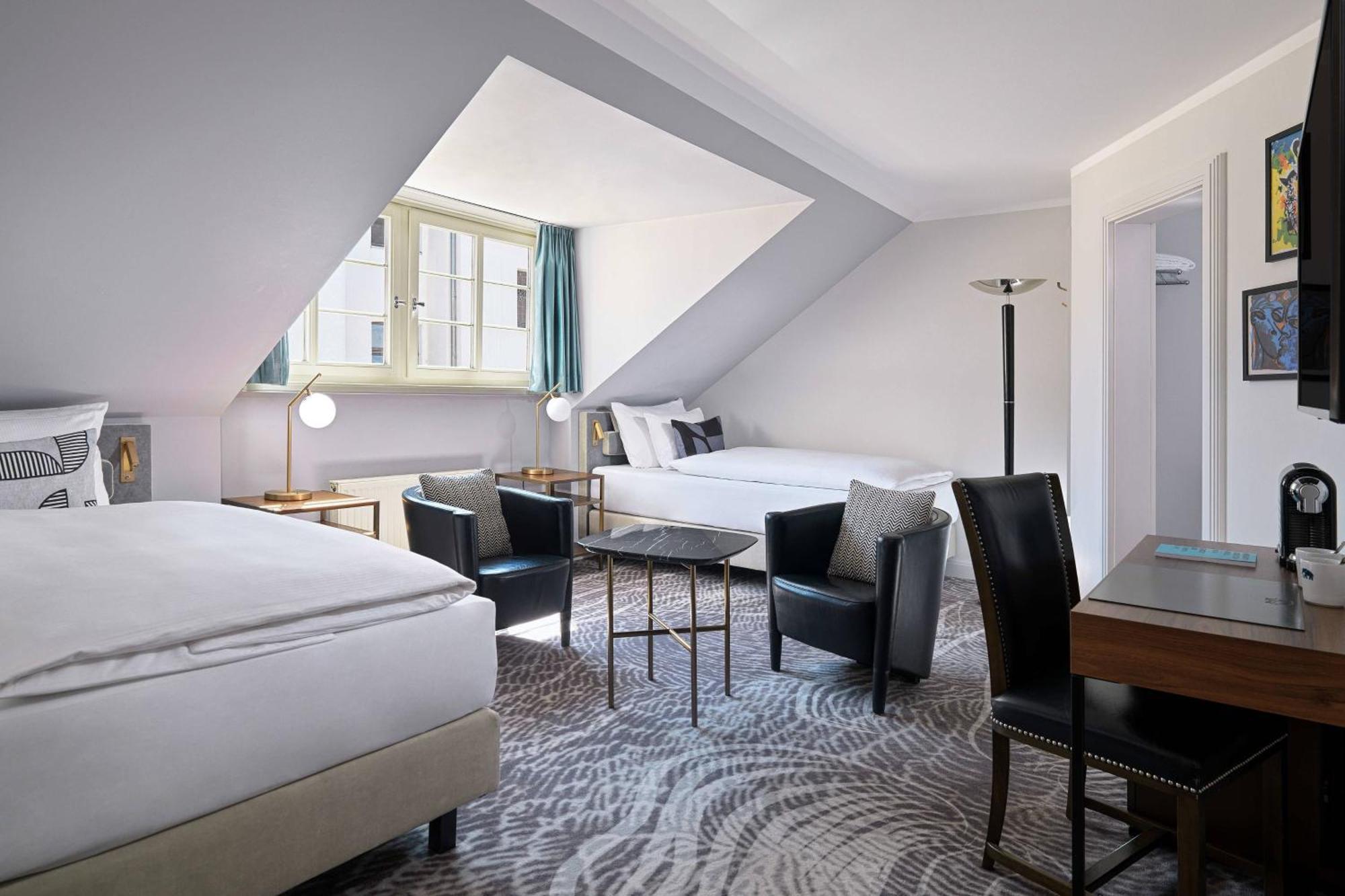 Hotel Elephant Weimar, Autograph Collection מראה חיצוני תמונה A room at the Hotel Axelmannstein
