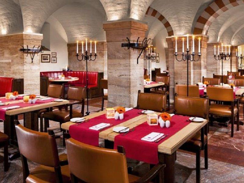 Hotel Elephant Weimar, Autograph Collection מראה חיצוני תמונה The restaurant