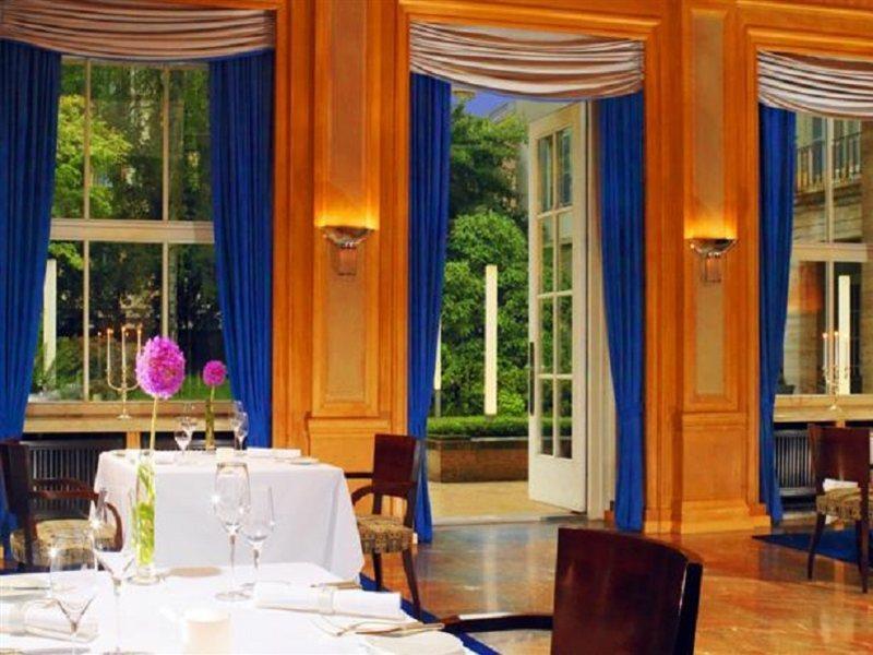 Hotel Elephant Weimar, Autograph Collection מראה חיצוני תמונה The restaurant