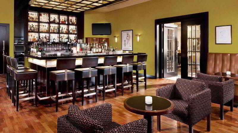 Hotel Elephant Weimar, Autograph Collection מראה חיצוני תמונה The bar at the Westin